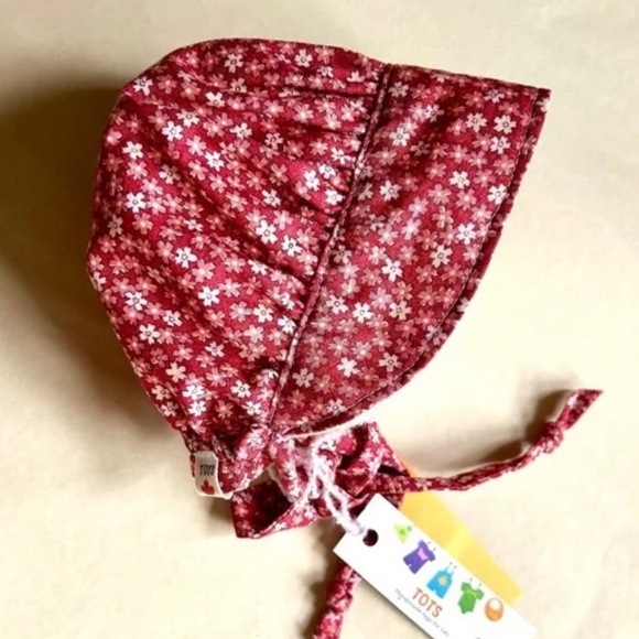 Red Floral Pioneer Bonnets, 2 Sizes Prairie Girl Style, Thimbleberries Design - Picture 10 of 10